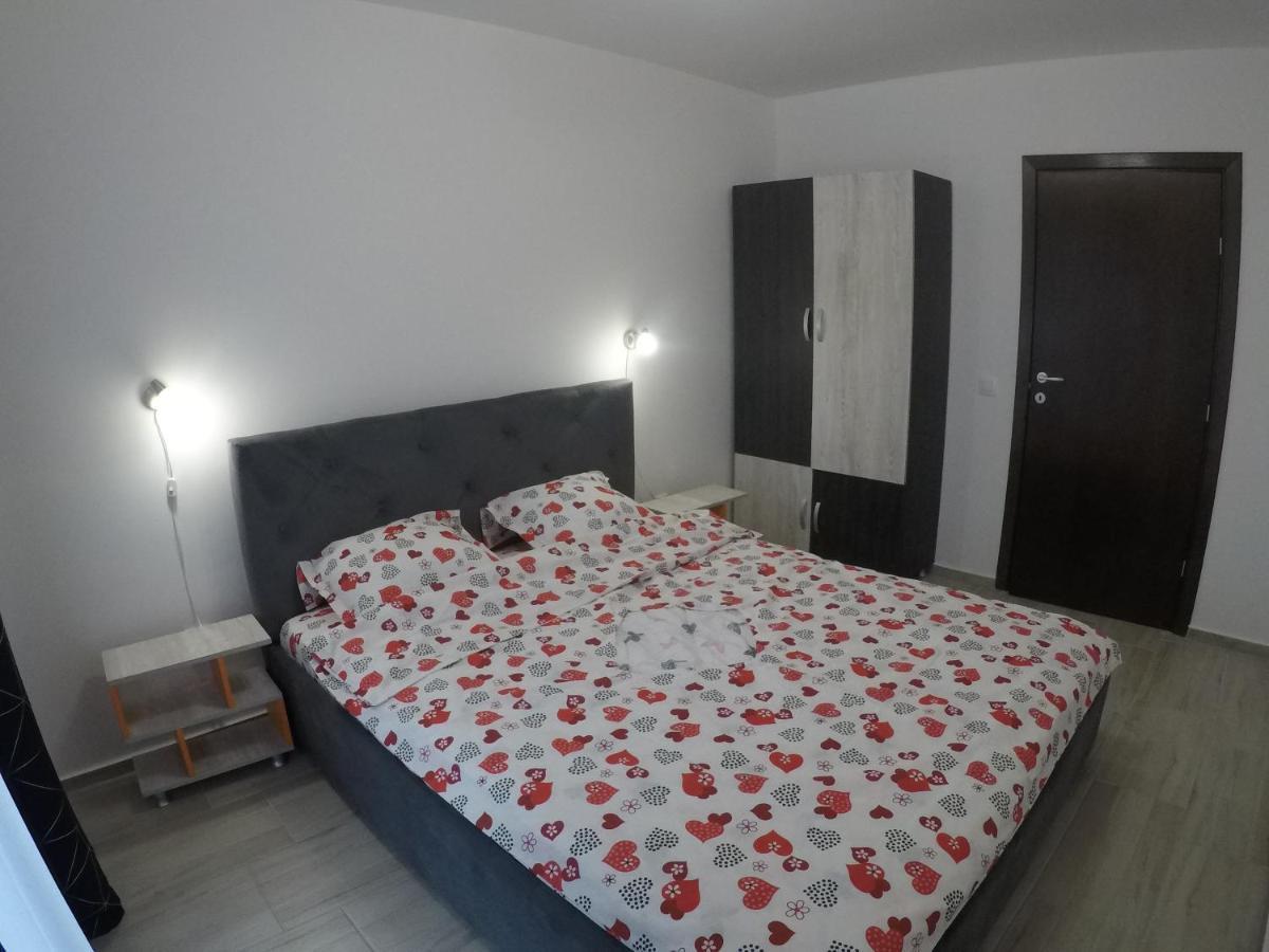 Ama Apartament Cu Terasa 50 Mp & Parcare Braszów Zewnętrze zdjęcie