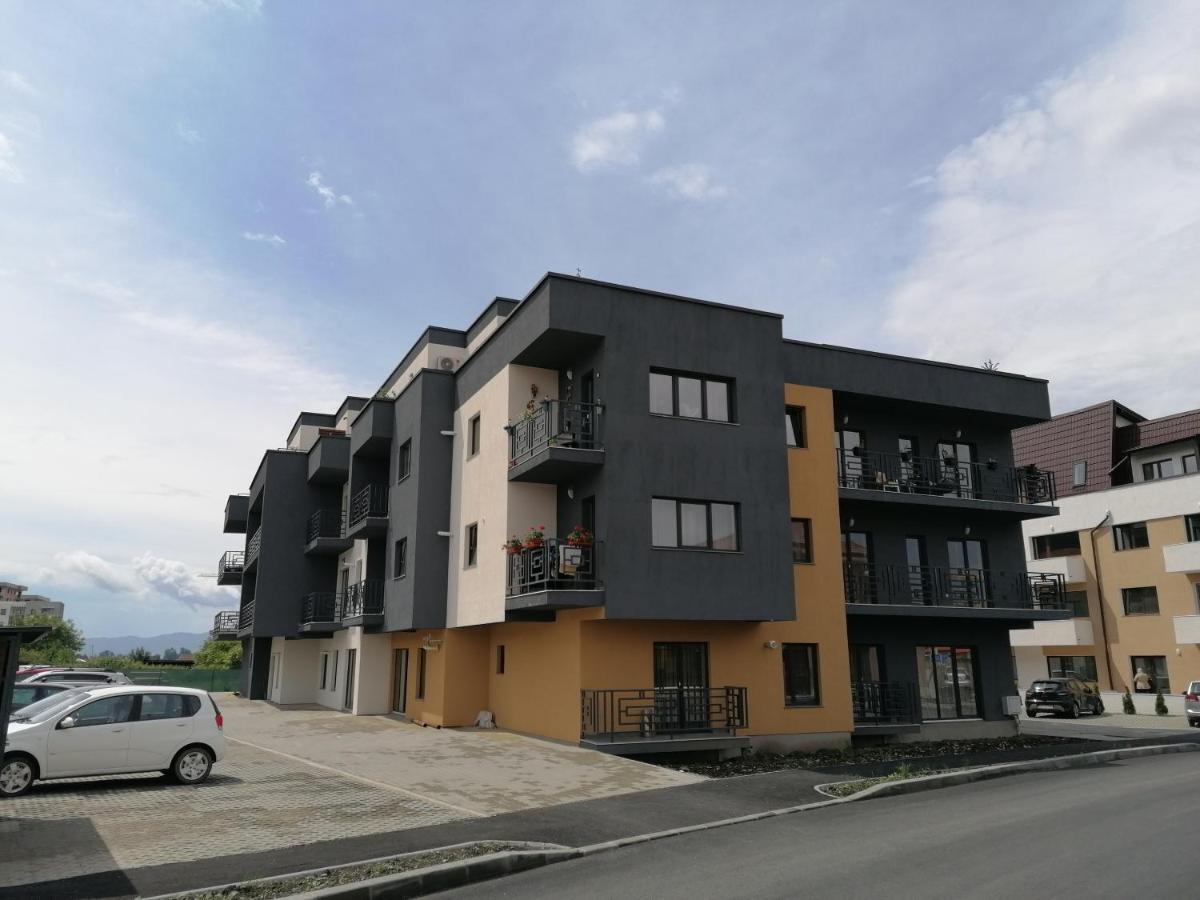 Ama Apartament Cu Terasa 50 Mp & Parcare Braszów Zewnętrze zdjęcie