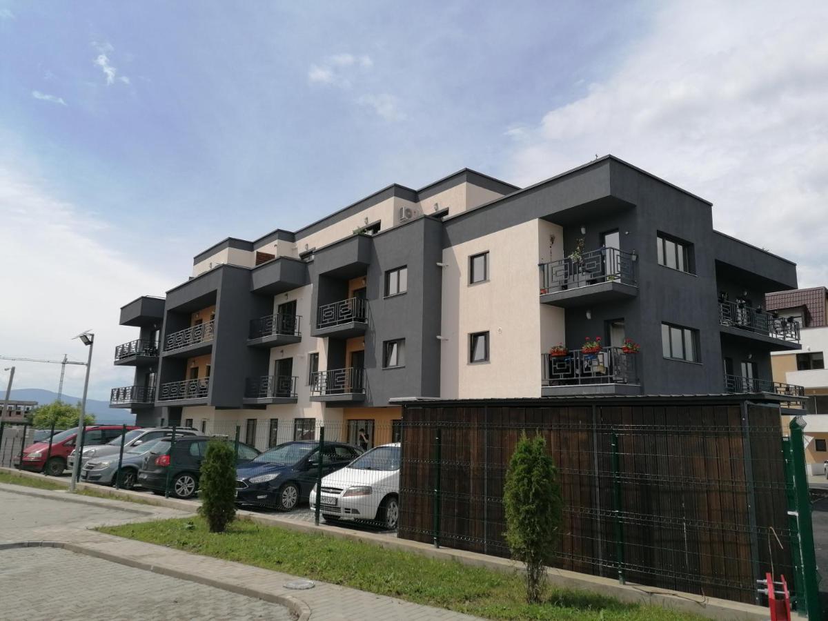 Ama Apartament Cu Terasa 50 Mp & Parcare Braszów Zewnętrze zdjęcie