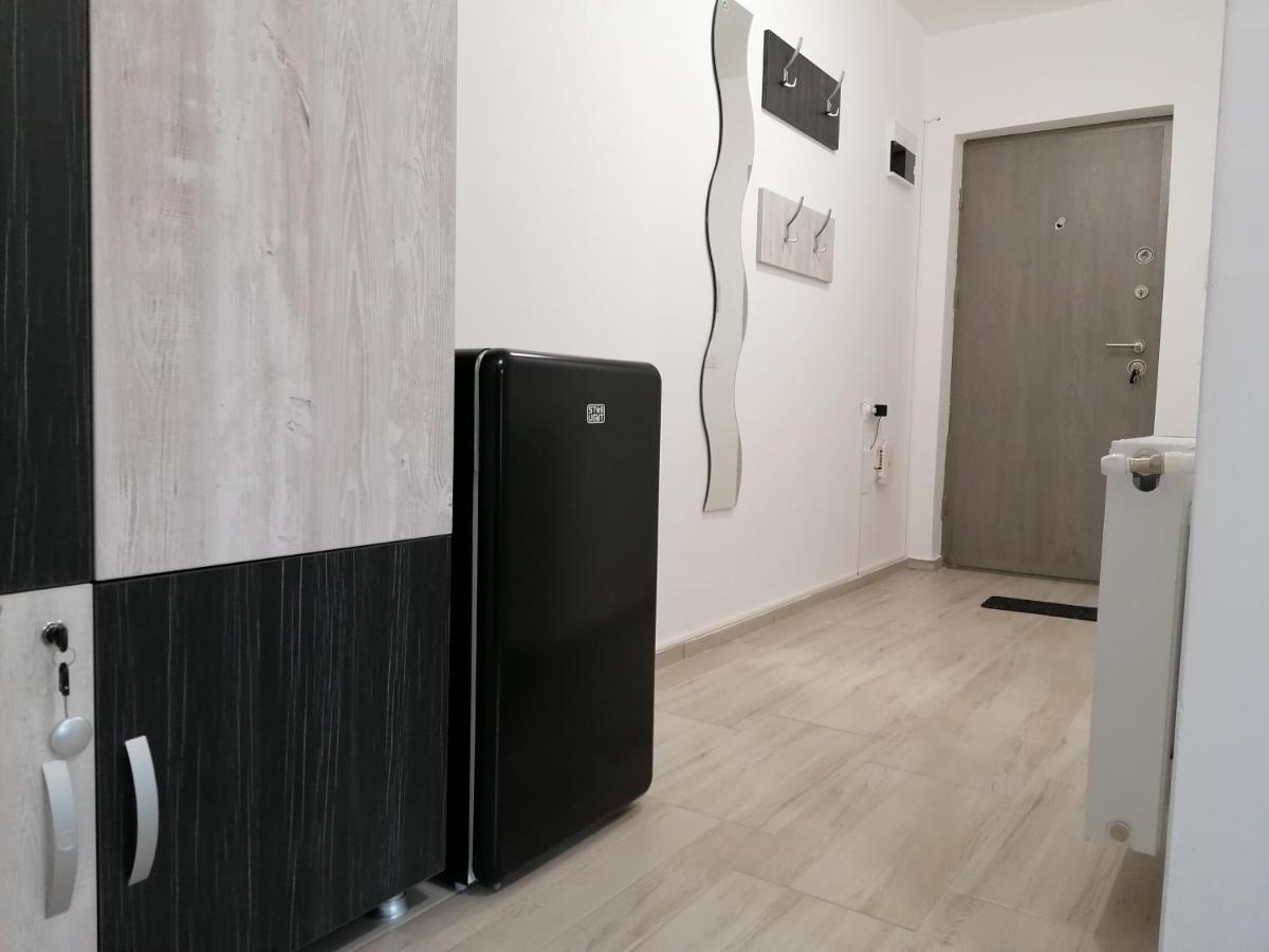 Ama Apartament Cu Terasa 50 Mp & Parcare Braszów Zewnętrze zdjęcie
