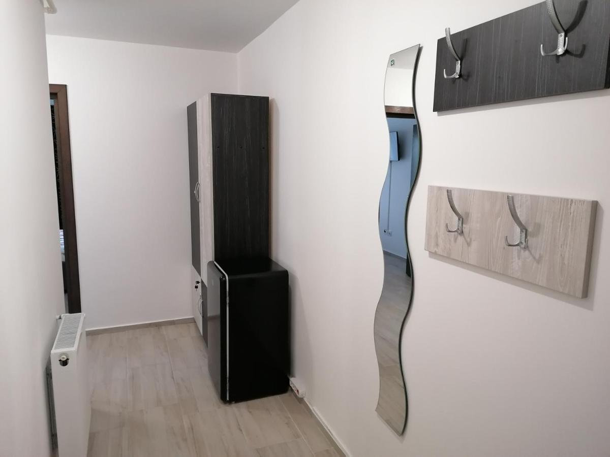 Ama Apartament Cu Terasa 50 Mp & Parcare Braszów Zewnętrze zdjęcie