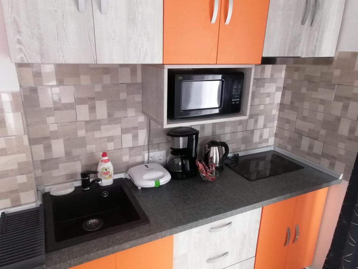 Ama Apartament Cu Terasa 50 Mp & Parcare Braszów Zewnętrze zdjęcie
